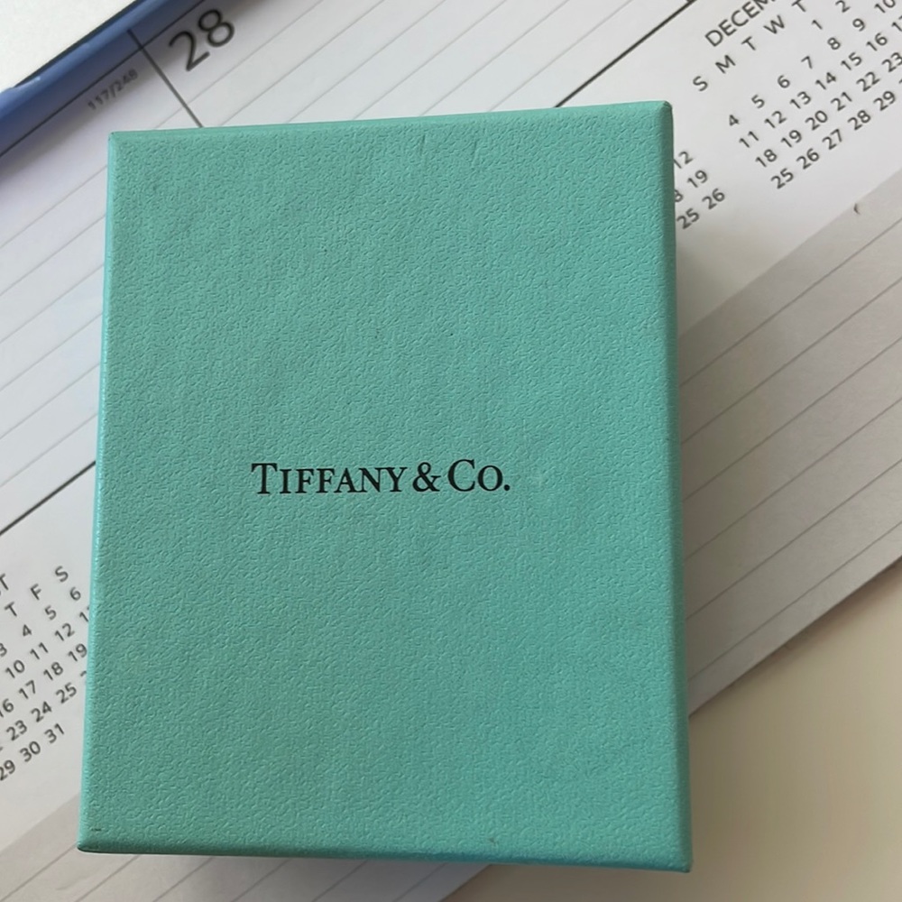 Tiffany jewelry box. Brand new. Perfect condition!! 💍